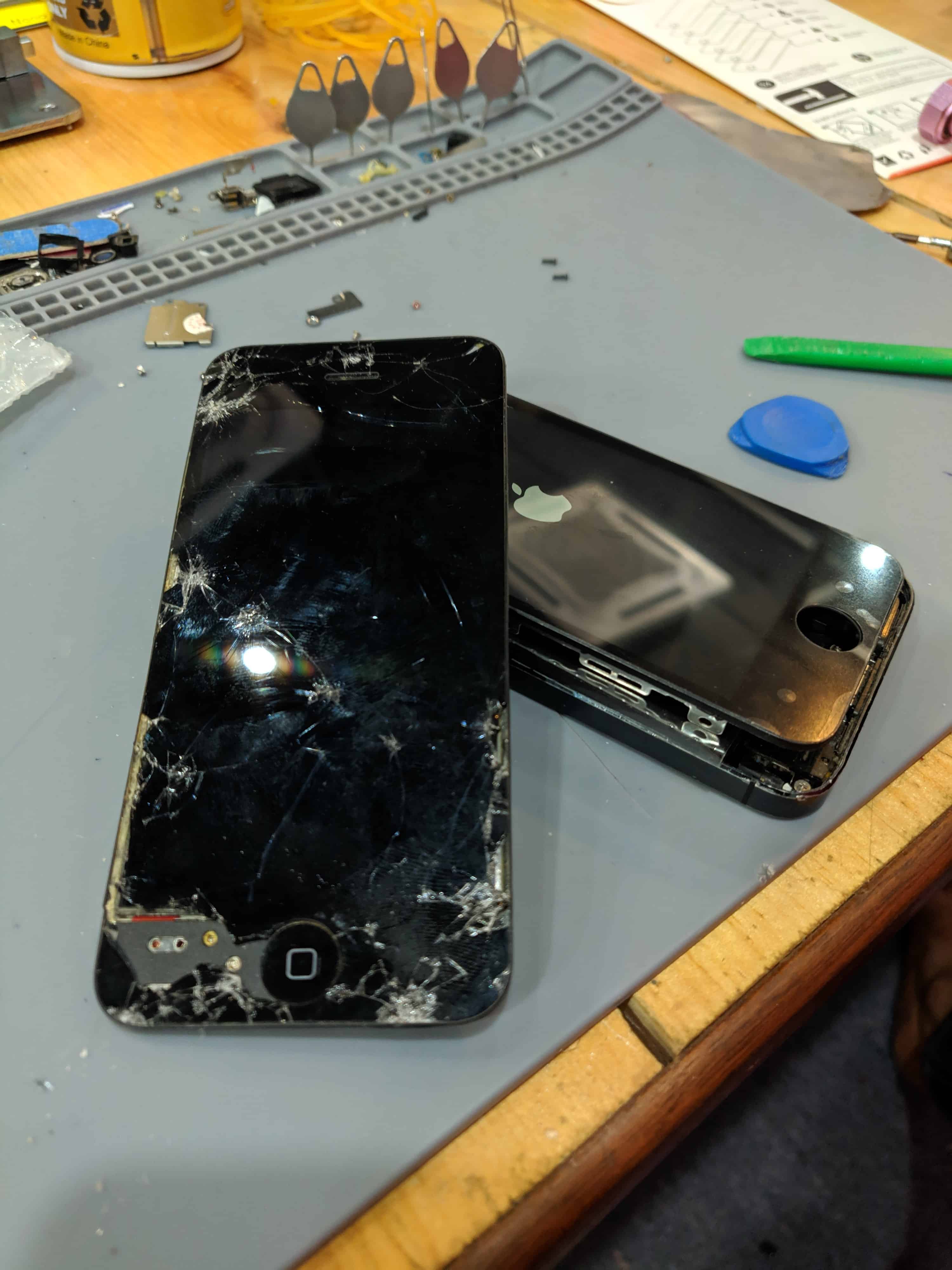 Smartphone repair Bangi